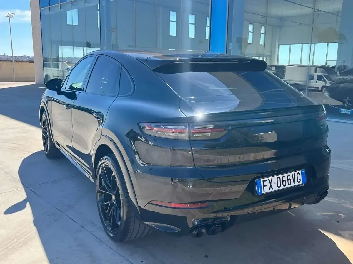 Usata Porsche Cayenne Coupe 340 CV (250 kW) 2019 Nero Coupé
