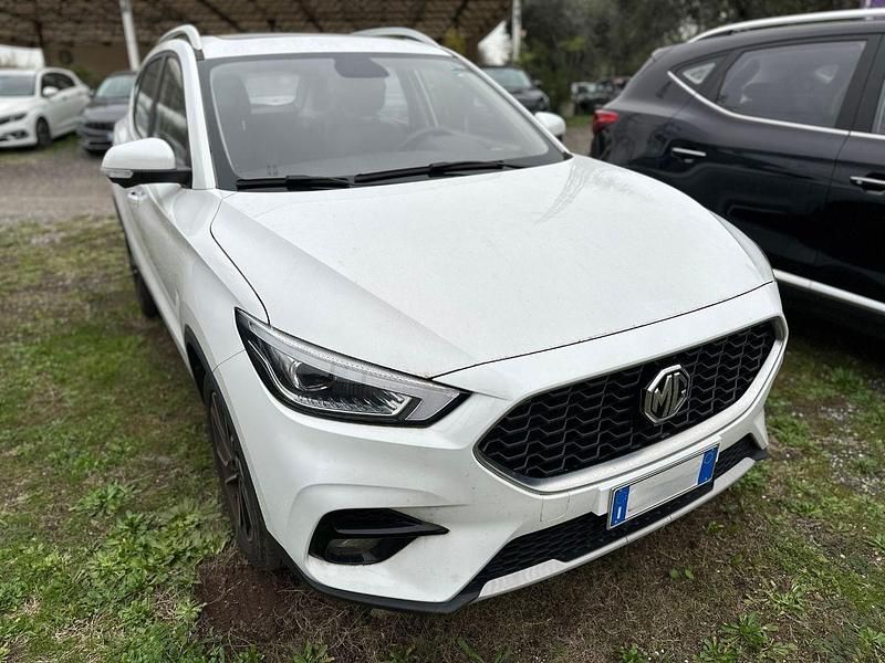 Usata MG ZS Comfort 106 CV (77 kW) 2023 Bianco SUV