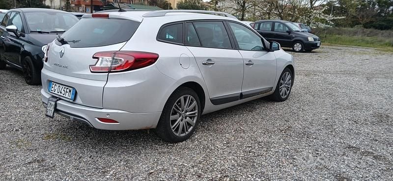 Usata Renault Mégane GrandTour GT 110 CV (80 kW) 2011 Grigio Station wagon