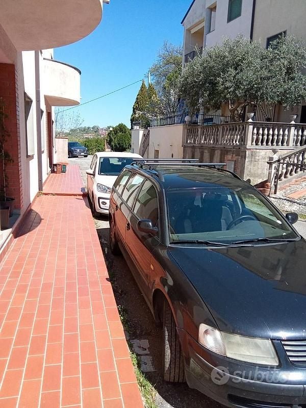 Usata VW Passat 90 CV (66 kW) 1999 Nero Station wagon