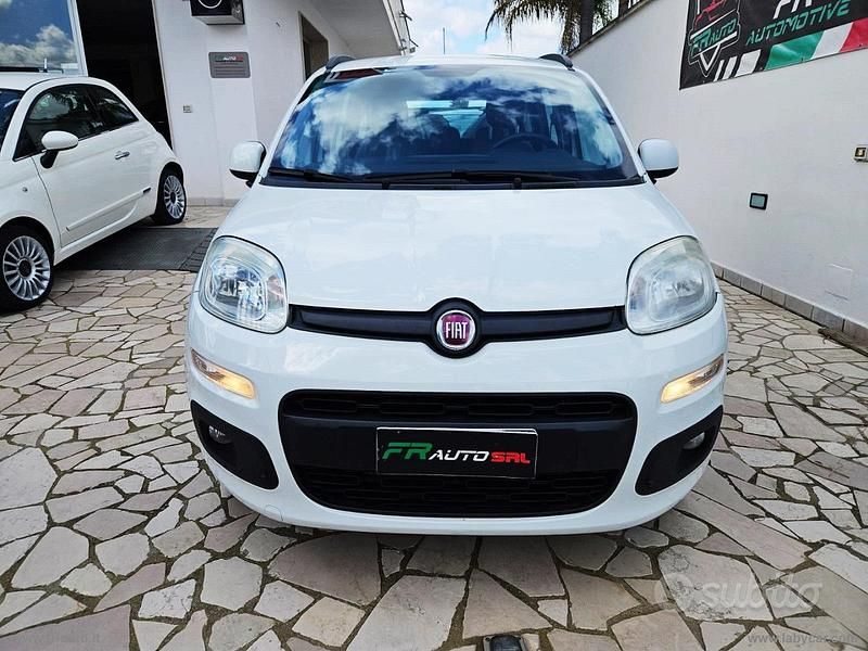Bianco Usata 2013 Fiat Panda Lounge Due volumi | 6500 € (Cara) - Immagine 1/4