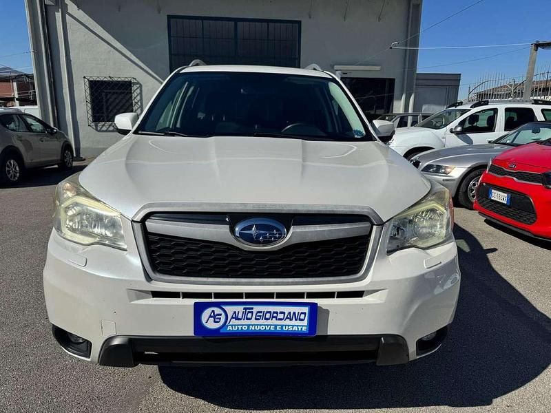 Usata Subaru Forester Trend 147 CV (108 kW) 2013 Bianco SUV