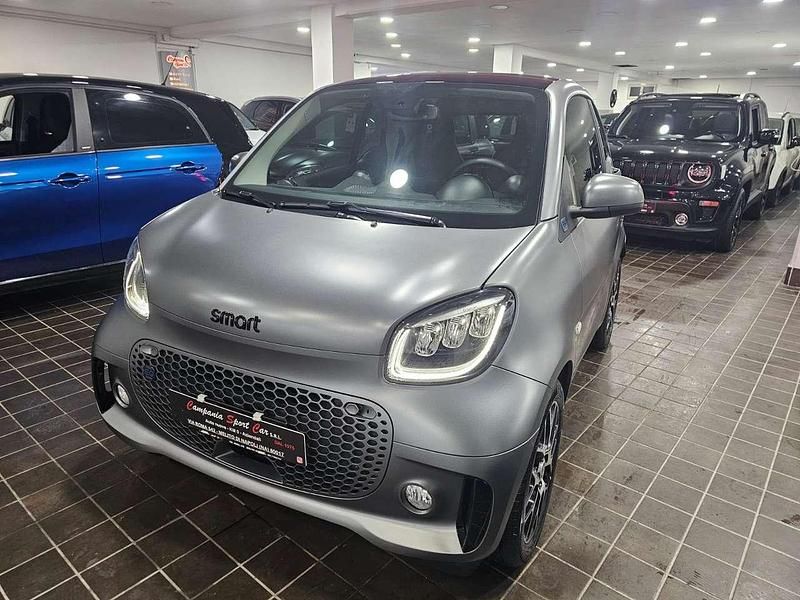Total black metallizzato Usata 2022 Smart ForTwo Electric Drive Prime Due volumi | 14.890 € (Buon prezzo) - Immagine 1/4