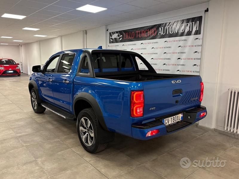 Usata EVO Cross 4 136 CV (100 kW) 2024 Blu Pick-up