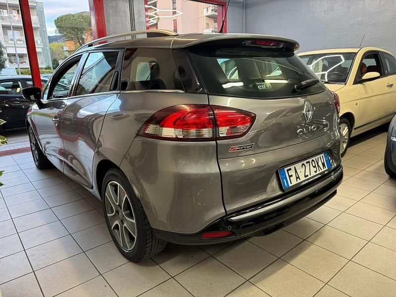Usata Renault Clio GrandTour 89 CV (65 kW) 2015 Argento Station wagon