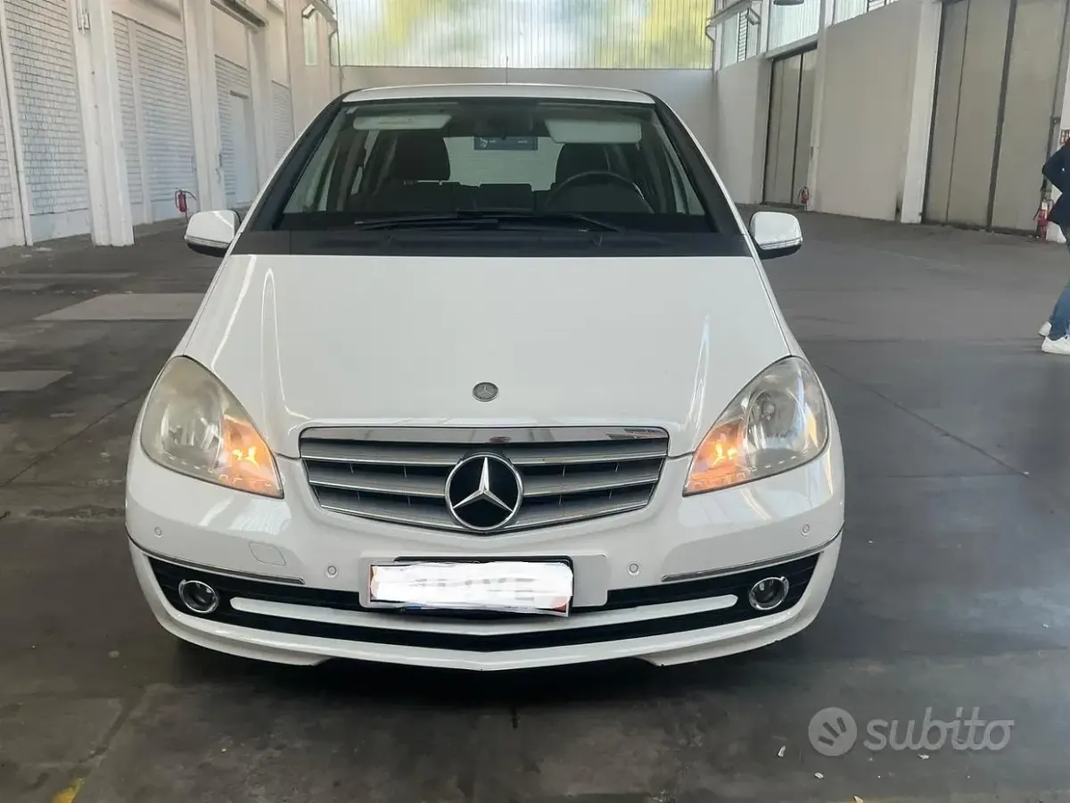 Usata Mercedes A150 Elegance 95 CV (69 kW) 2009 Bianco Berlina