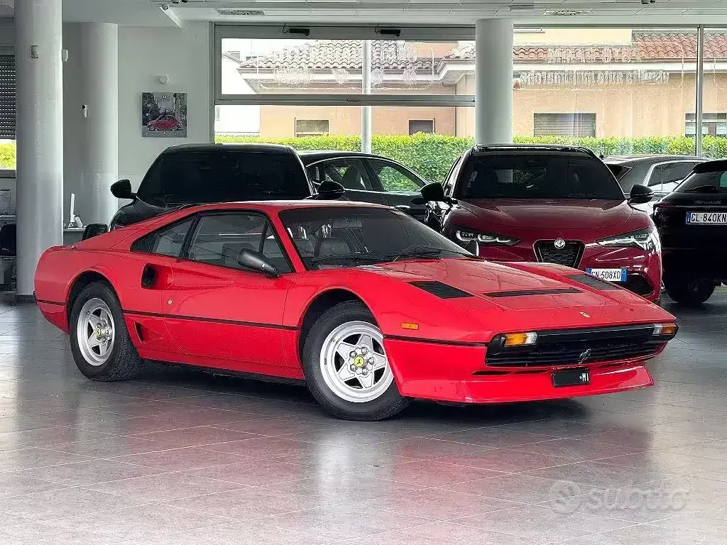 Usata Ferrari 208 220 CV (161 kW) 1982 Rosso Coupé