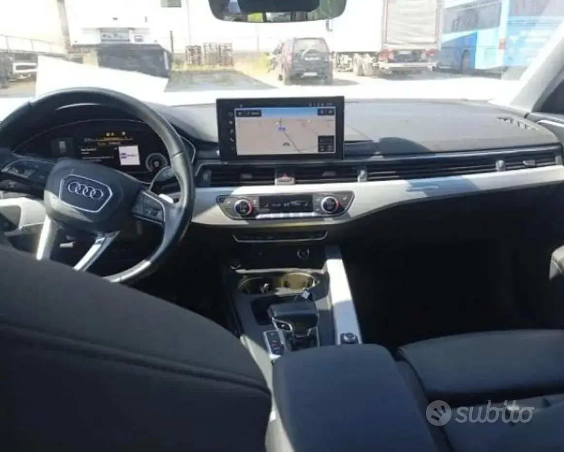 Usata Audi A4 Allroad Business 204 CV (150 kW) 2023 Grigio Station wagon