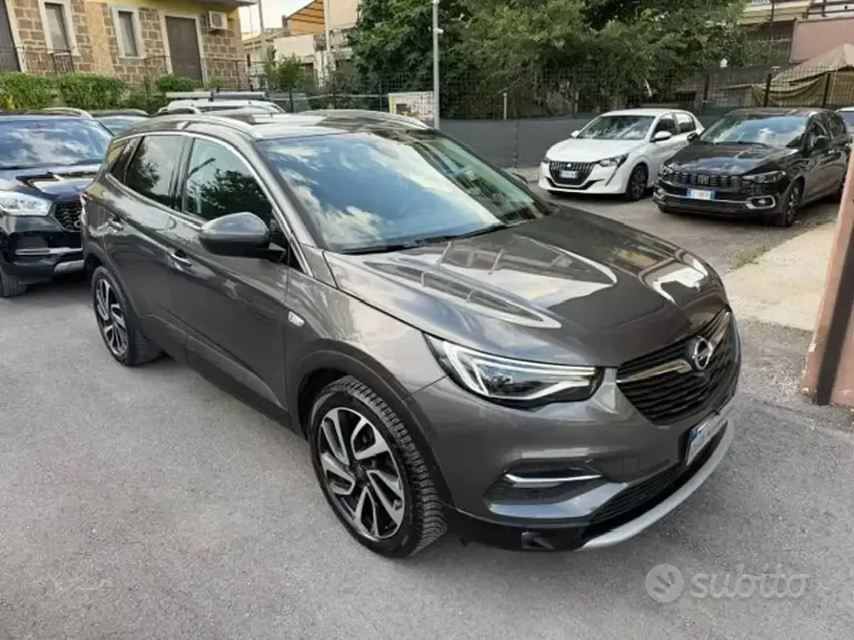 Usata Opel Grandland X 120 CV (88 kW) 2017 Grigio SUV