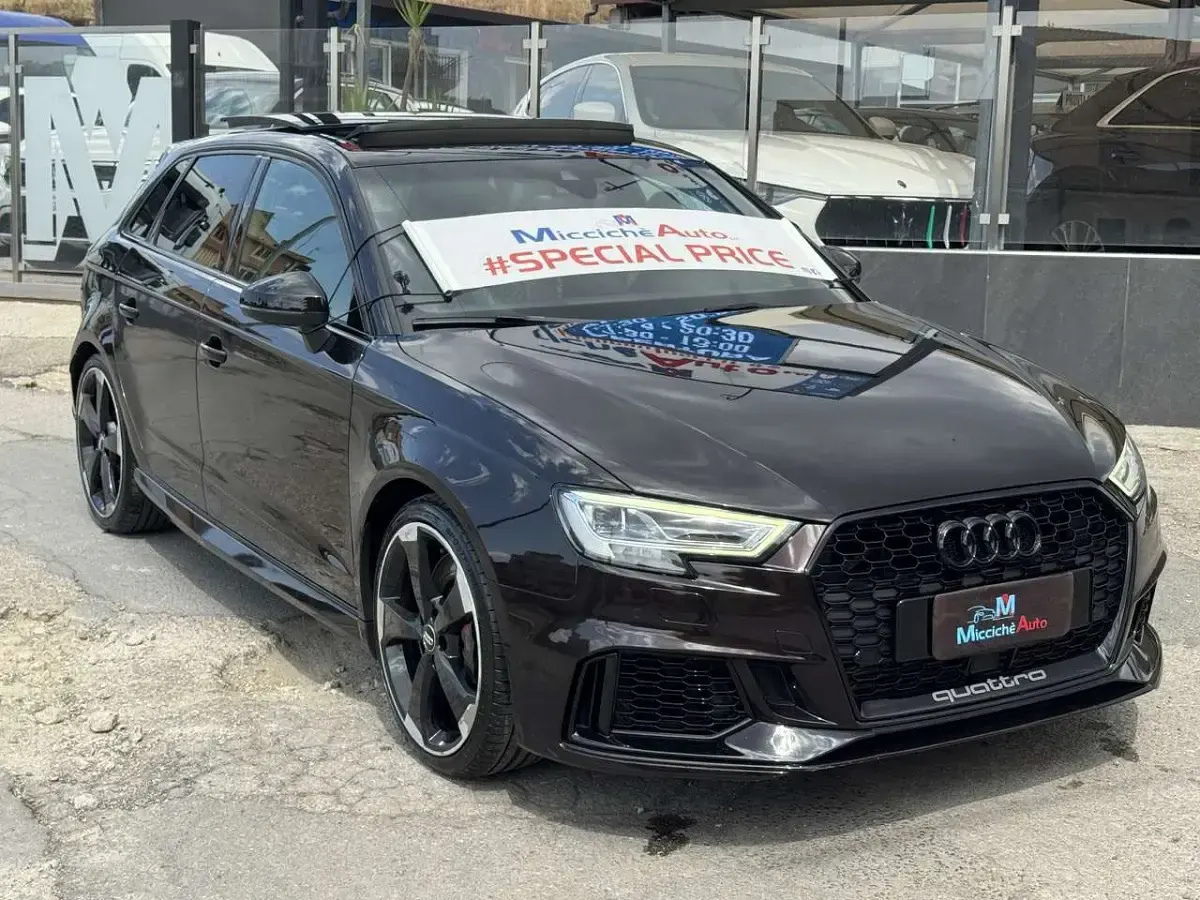Usata Audi RS3 Sport 400 CV (294 kW) 2020 Nero Berlina