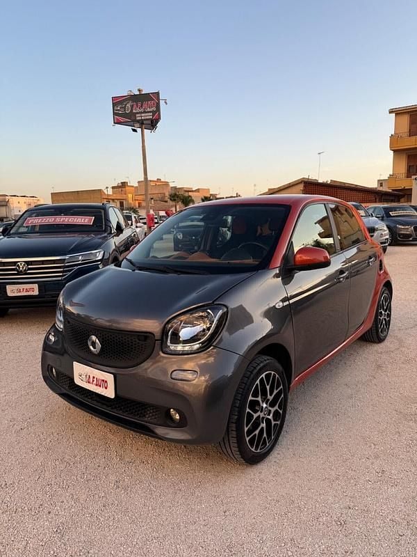 Usata Smart ForFour Passion 70 CV (51 kW) 2019 Grigio Utilitaria