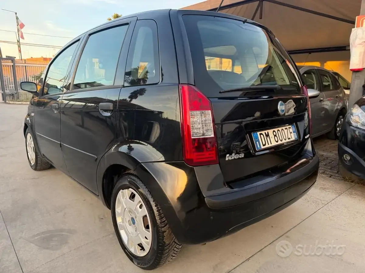 Usata Fiat Idea 69 CV (50 kW) 2008 Nero Monovolume