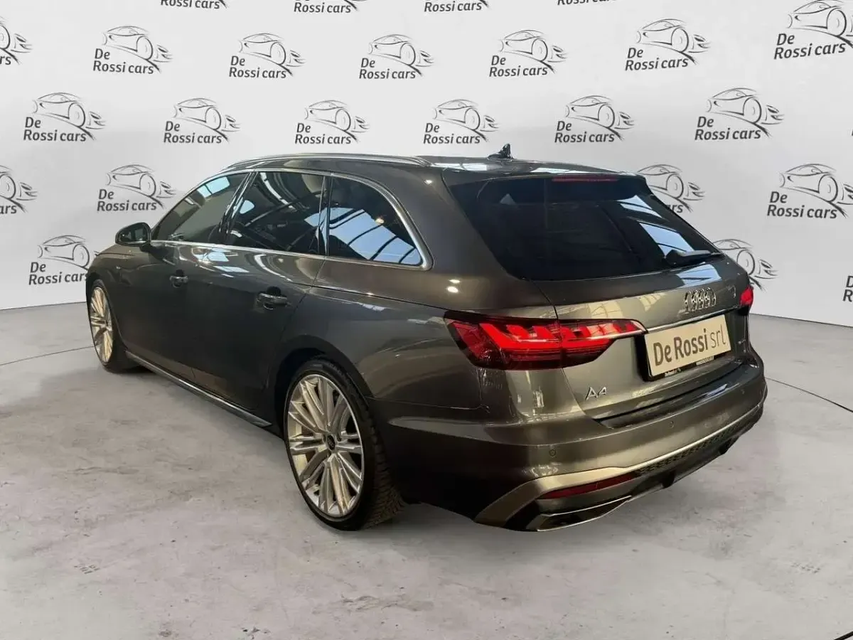 Usata Audi A4 S-Line 265 CV (194 kW) 2022 Grigio Station wagon