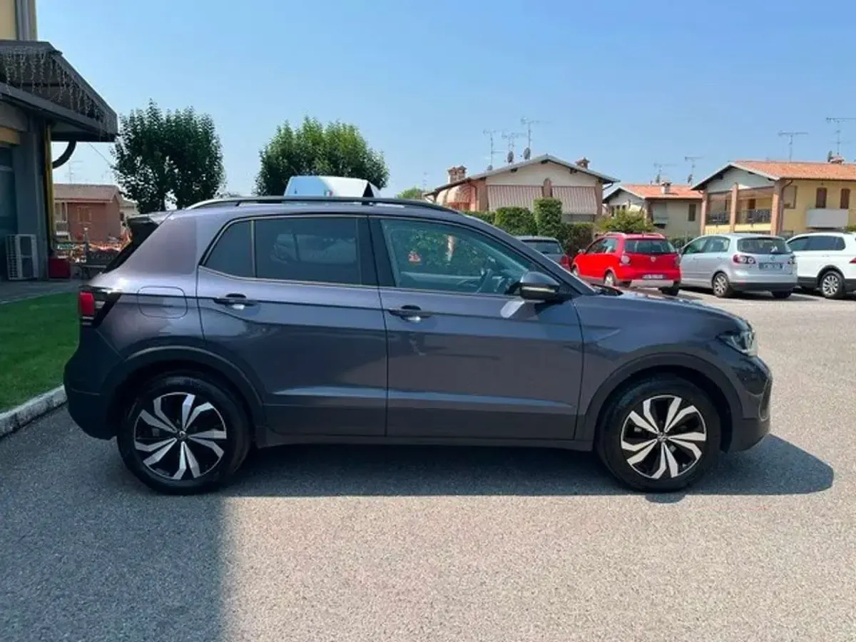 Usata VW T-Cross Edition 95 CV (69 kW) 2025 Grigio SUV