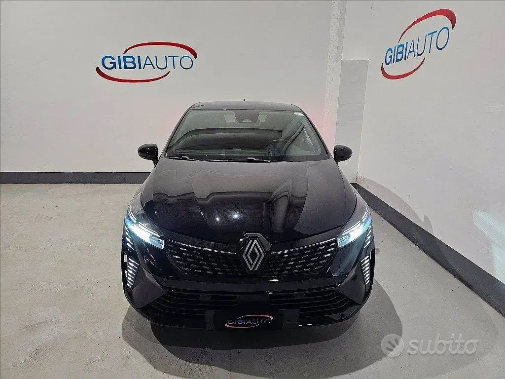 Usata Renault Clio V Techno 91 CV (66 kW) 2025 Nero Berlina