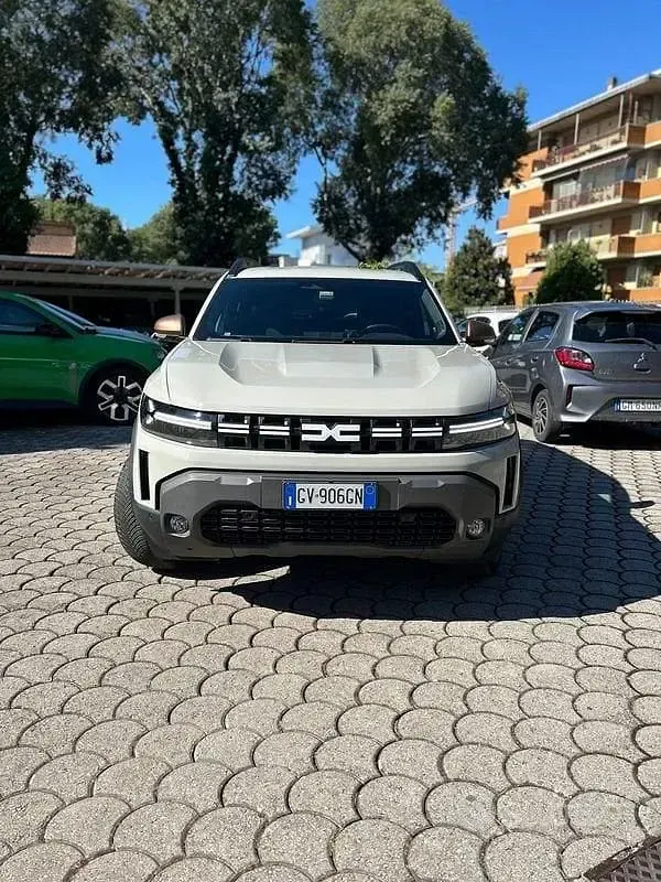 Usata Dacia Duster Extreme 131 CV (96 kW) 2024 Beige SUV