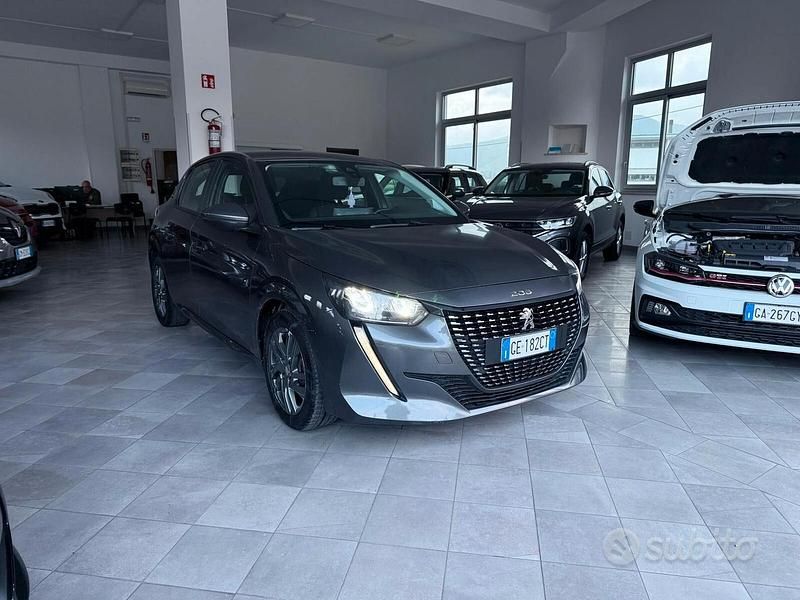 Usata Peugeot 208 Active 101 CV (74 kW) 2021 Grigio Utilitaria