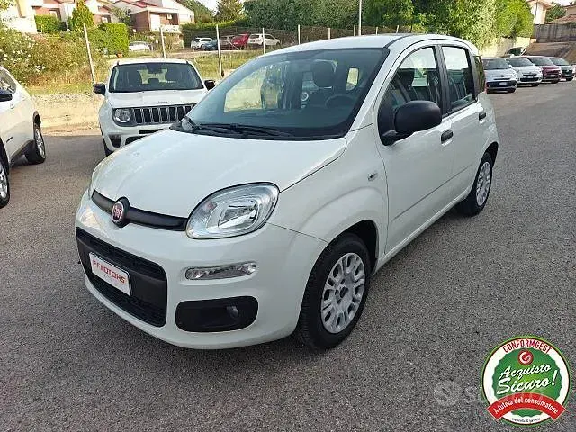 Usata Fiat Panda Easy 69 CV (50 kW) 2020 Bianco Utilitaria