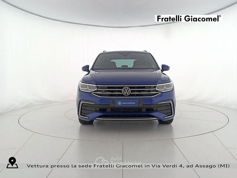 Usata VW Tiguan R-line 150 CV (110 kW) 2022 Lapiz blue metallizzato SUV