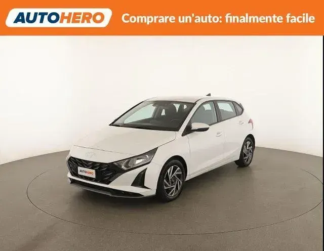 Usata Hyundai i20 101 CV (74 kW) 2024 Bianco Utilitaria