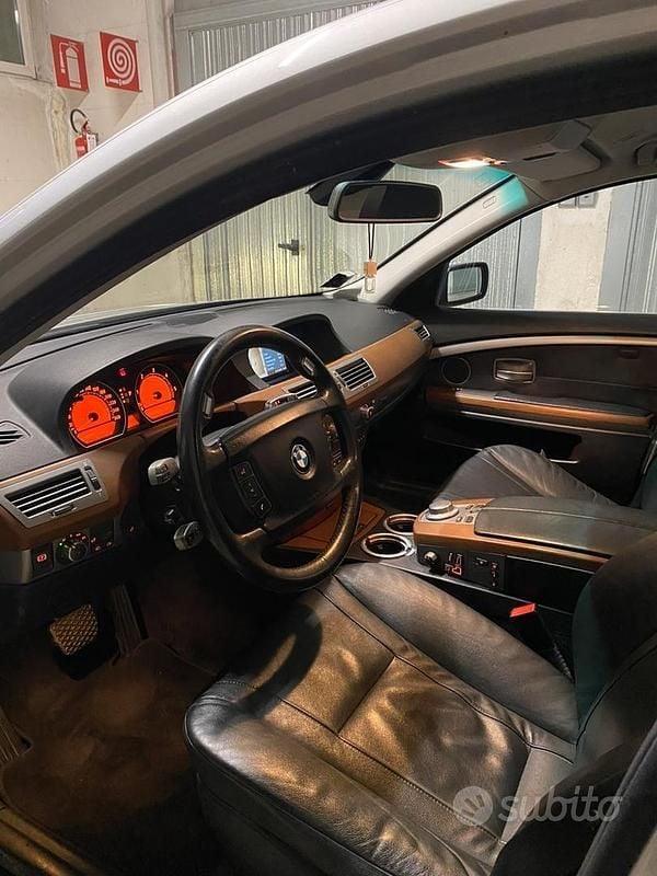 Usata BMW 730 245 CV (180 kW) 2007 Grigio Berlina