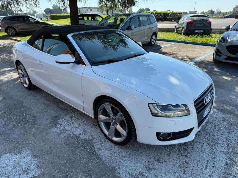 Usata Audi A5 Cabriolet Ambition 160 CV (117 kW) 2011 Bianco Cabrio