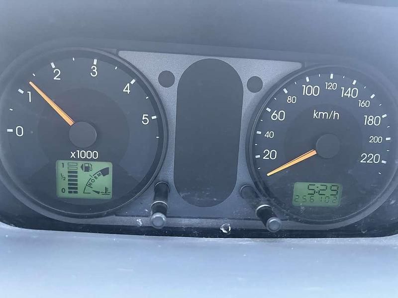 Usata Ford Fusion Zetec 68 CV (50 kW) 2003 Utilitaria