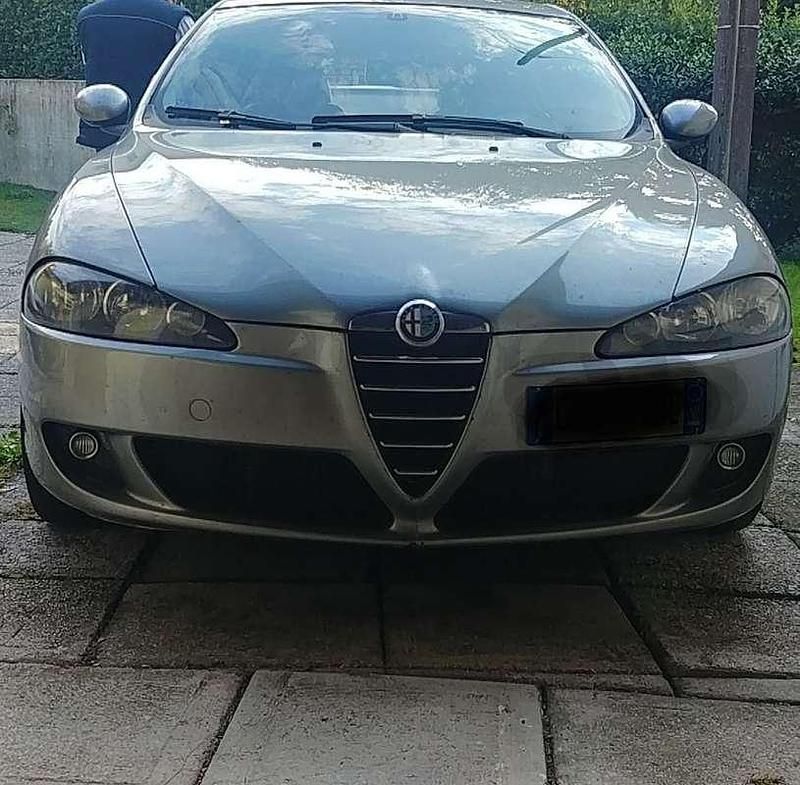 Usata Alfa Romeo 147 Exclusive 120 CV (88 kW) 2006 Grigio Utilitaria