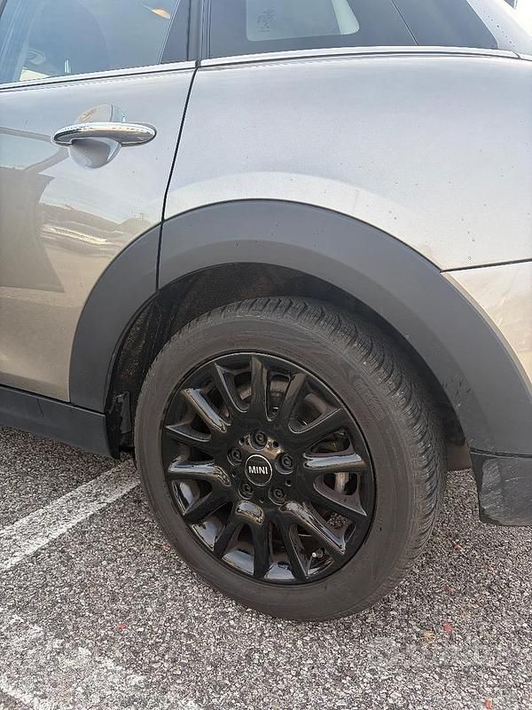 Usata Mini ONE 136 CV (100 kW) 2020 Grigio Utilitaria