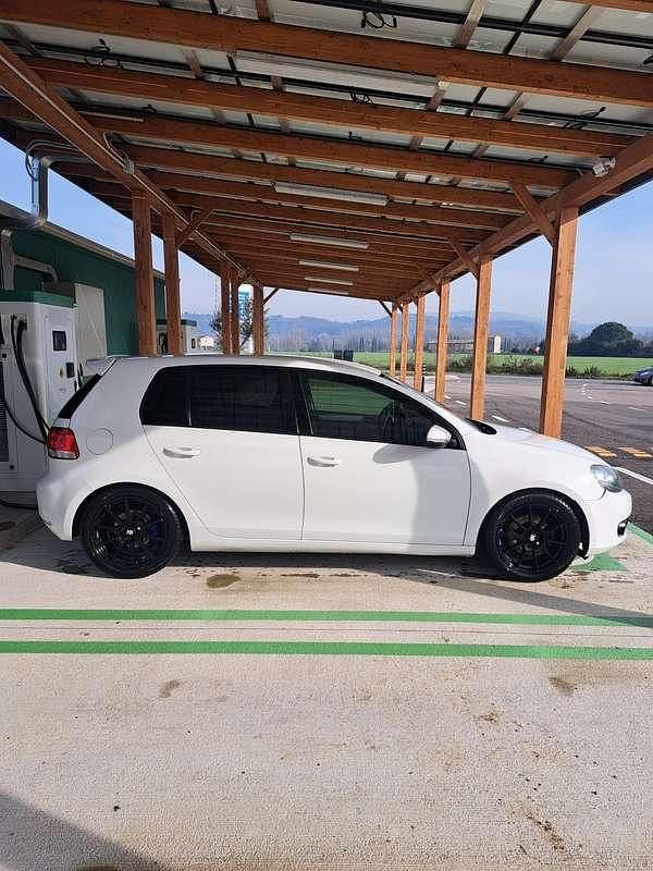 Usata VW Golf VI United 80 CV (58 kW) 2011 Bianco Utilitaria