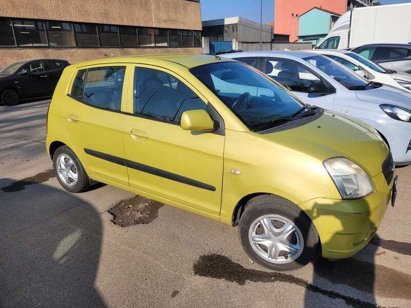Oro Usata 2005 Kia Picanto Due volumi | 1400 € (Buon prezzo) - Immagine 1/4