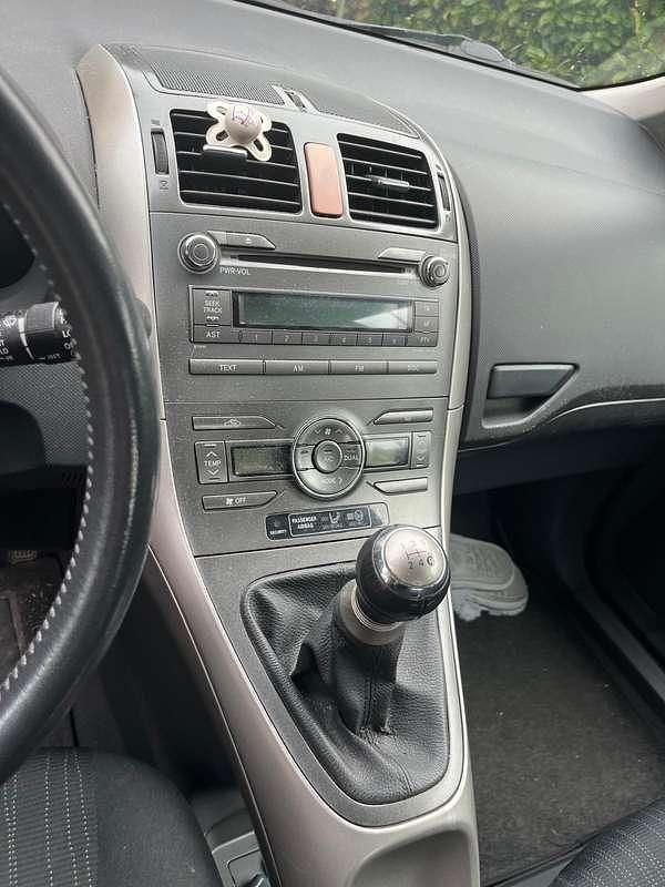 Usata Toyota Auris Sol 124 CV (91 kW) 2007 Utilitaria