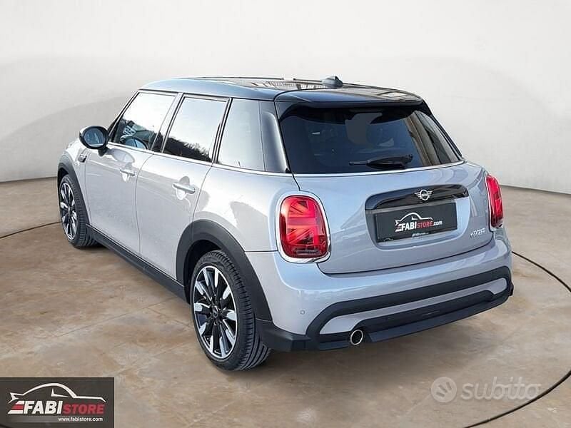 Usata Mini Cooper 136 CV (100 kW) 2021 Beige Utilitaria