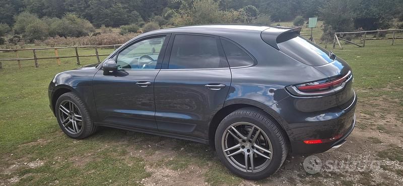 Usata Porsche Macan 245 CV (180 kW) 2019 Grigio SUV