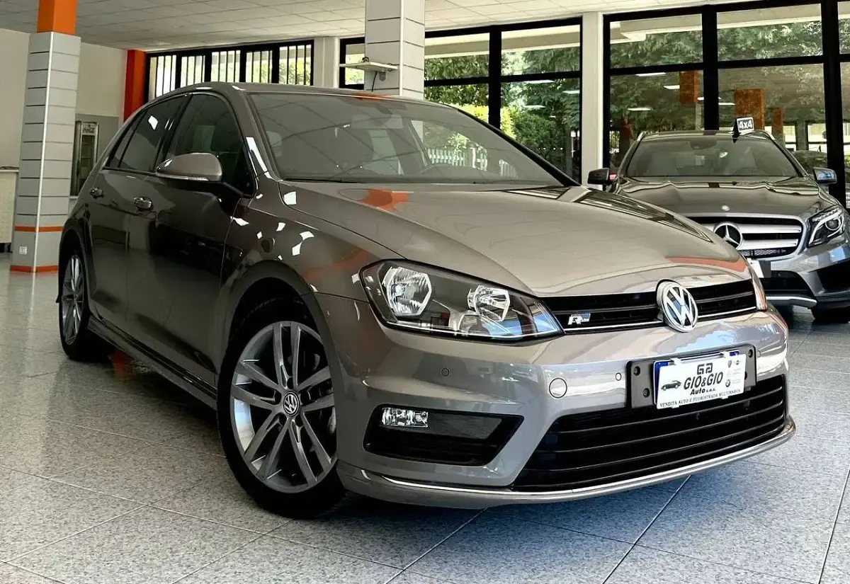 Usata VW Golf VII Edition 110 CV (80 kW) 2016 Antracite met. Berlina