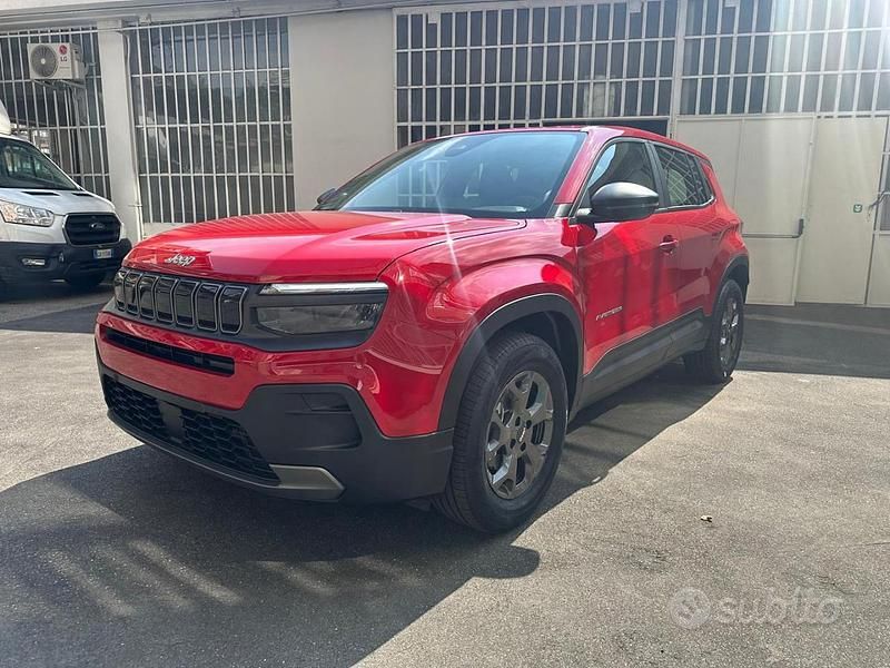 Rosso Nuova 2025 Jeep Avenger Longitude SUV | 18.950 € (Super prezzo) - Immagine 1/4