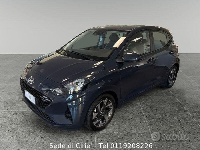 Nuova Hyundai i10 2025 Blu Utilitaria
