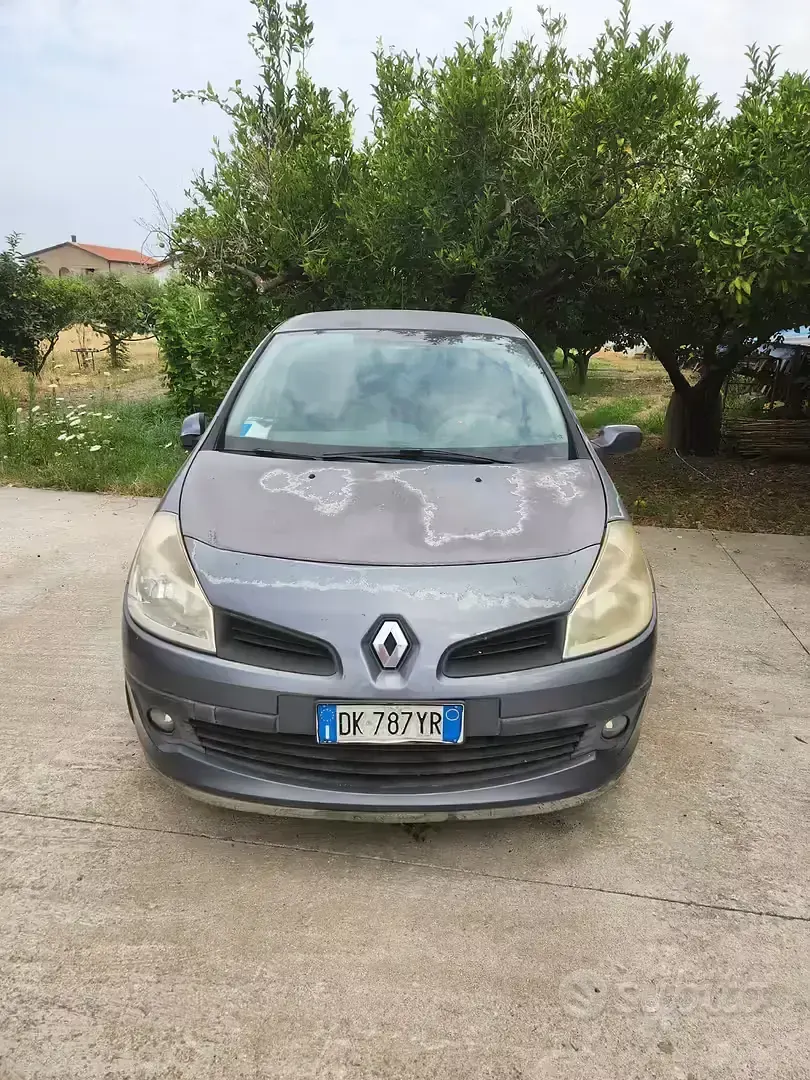 Usata Renault Clio Rip Curl 75 CV (55 kW) 2009 Grigio Utilitaria