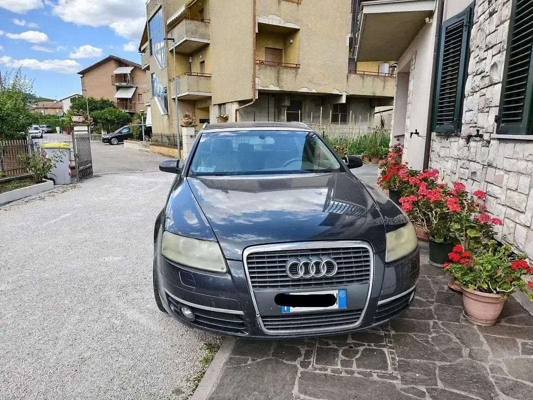 Usata Audi A6 140 CV (102 kW) 2005 Station wagon