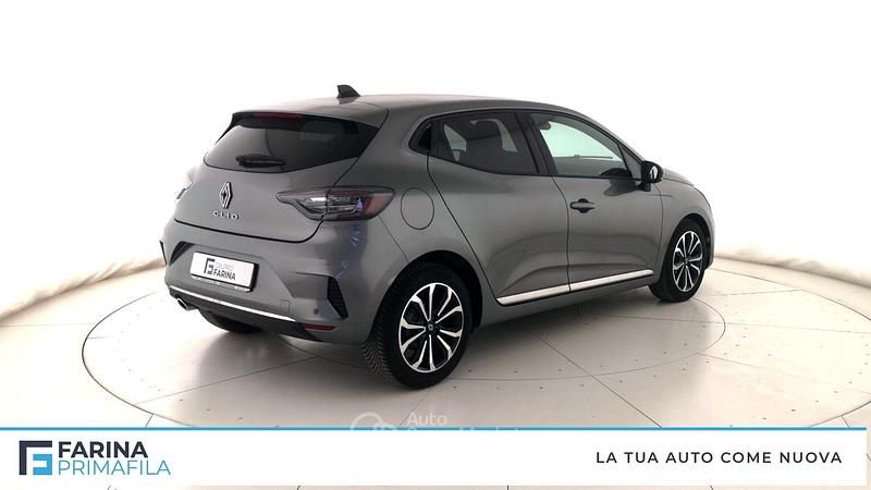 Usata Renault Clio V Techno 91 CV (66 kW) 2025 Gray Berlina