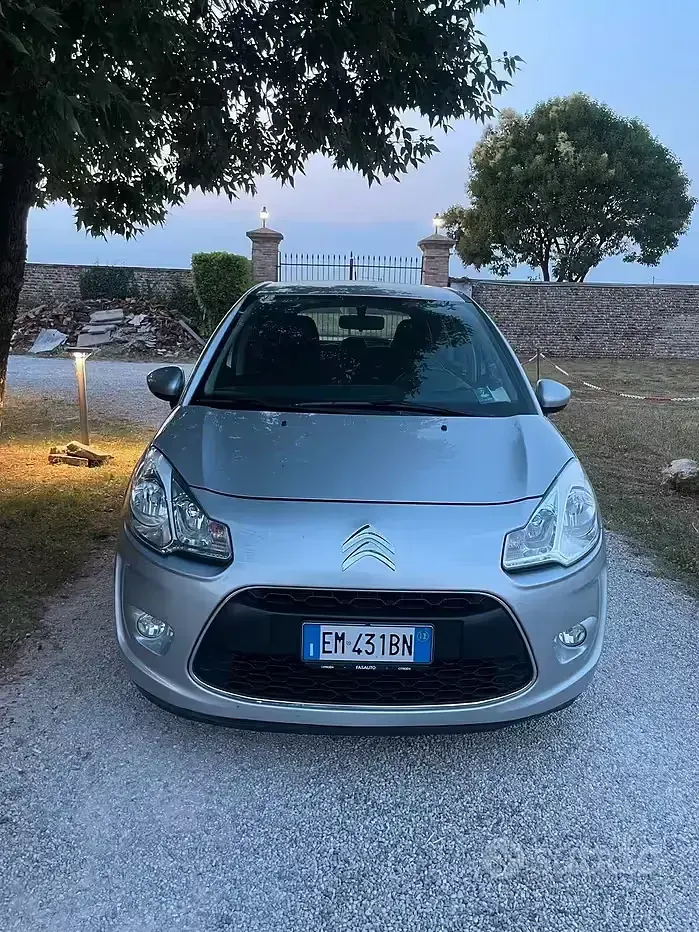 Usata Citroën C3 Exclusive 68 CV (50 kW) 2012 Grigio Berlina