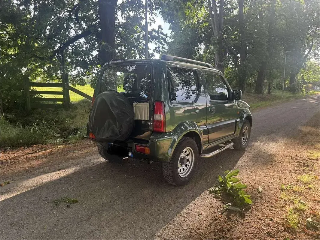 Second-hand Suzuki Jimny 86 CP (63 kW) 2012 SUV