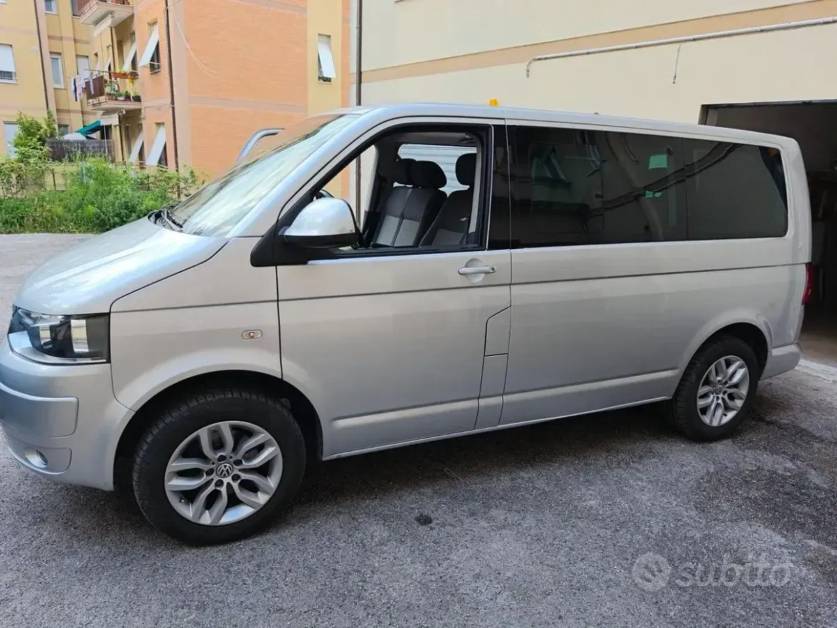 Usata VW T5 102 CV (75 kW) 2010 Furgone