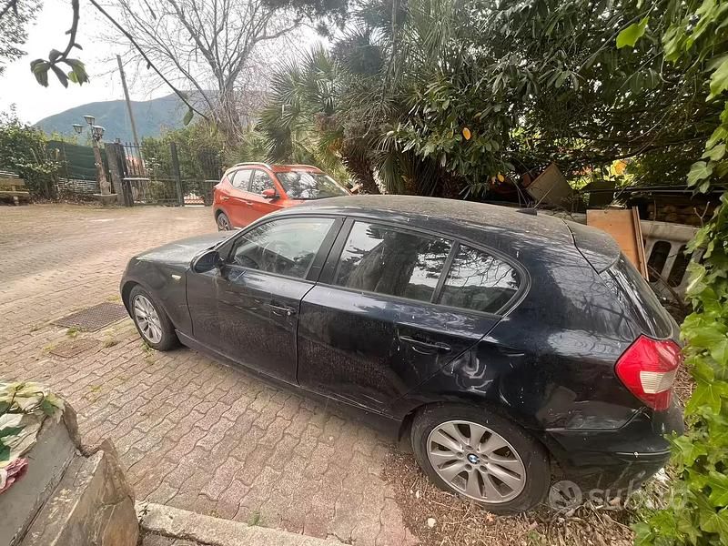 Usata BMW 120 2006 Blu Utilitaria