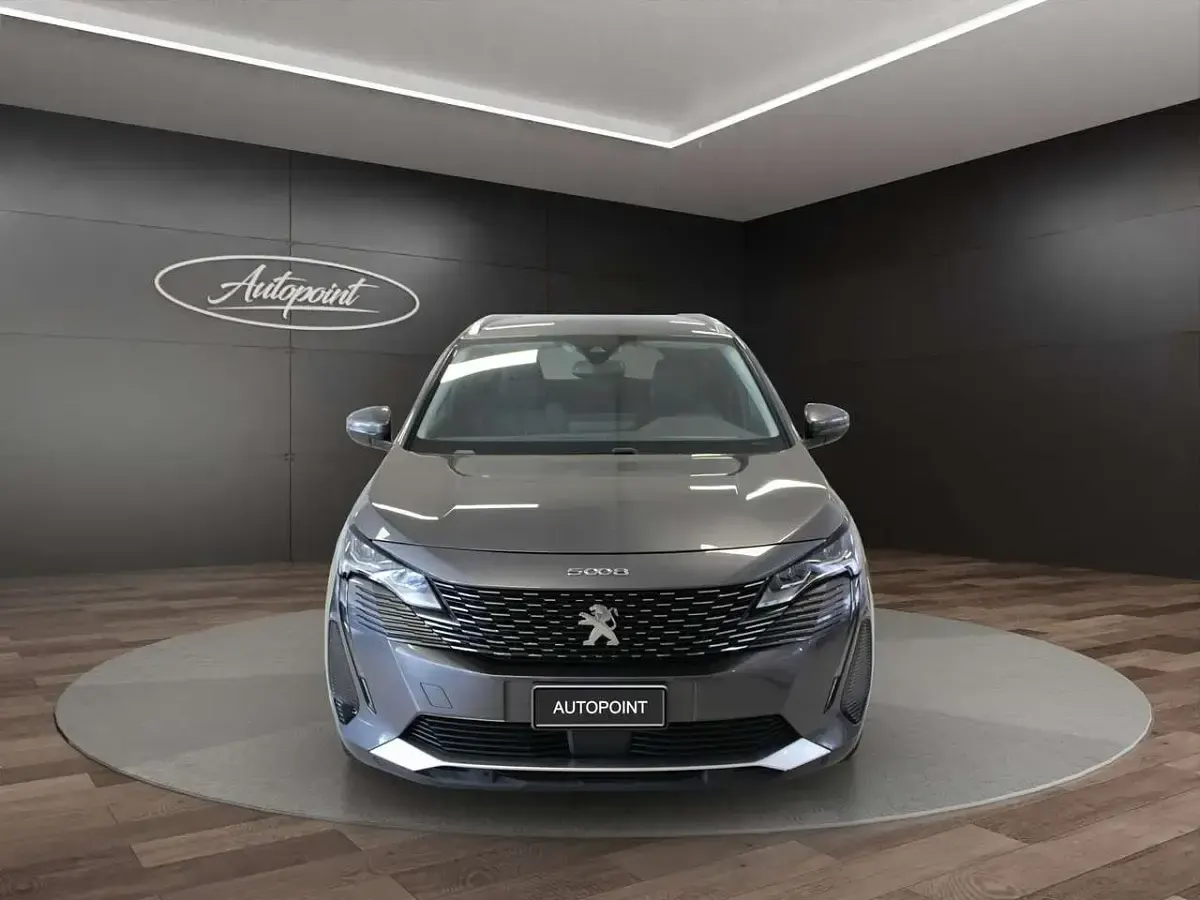 Usata Peugeot 5008 Allure 131 CV (96 kW) 2021 Grigio SUV