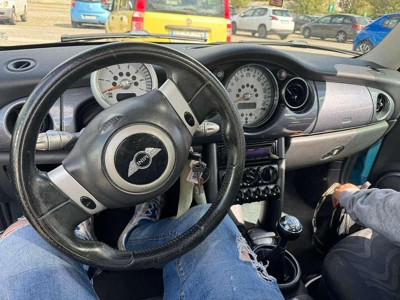 Usata Mini One D 75 CV (55 kW) 2004 Blu/azzurro Utilitaria