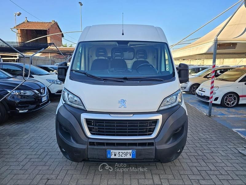Gebraucht Peugeot Boxer 131 PS (96 kW) 2019 Weiß Van