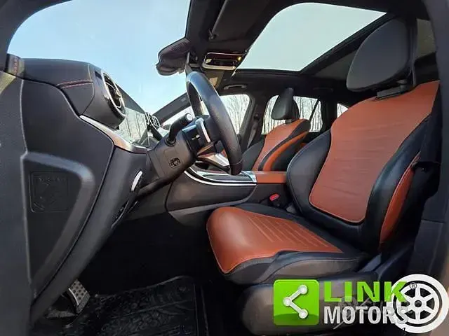 Usata Mercedes GLC220 Premium Plus 197 CV (144 kW) 2023 Grigio scuro SUV