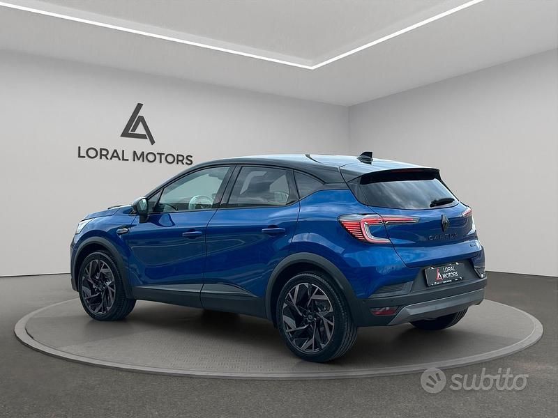 Nuova Renault Captur Esprit Alpine 160 CV (117 kW) 2025 Blu SUV