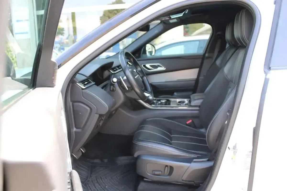 Usata Land Rover Range Rover Velar R-Dynamic 241 CV (177 kW) 2019 Bianco SUV